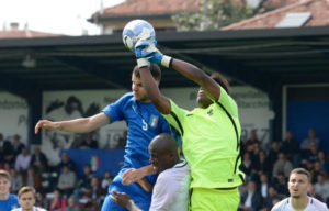 "PADOVA, ITALY - APRIL 13:  Marco Tumminello  (L) of Italy  competes with Loic Badiashile goalkeeper of France  during the U18 international friendly match between Italy and France at Stadio Appiani on April 13, 2016 in Padova, Italy.  (Photo by Dino Panato/Getty Images)"